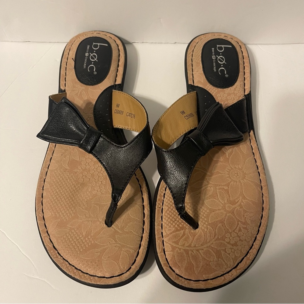 B.O.C. Women’s Black Thong Sandal Size 9M